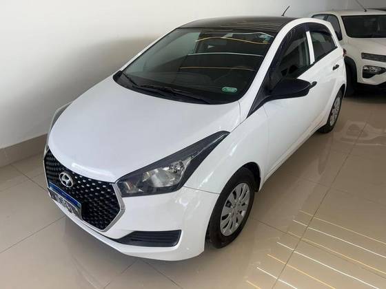 HYUNDAI HB20 1.0 UNIQUE 12V FLEX 4P MANUAL HYUNDAI HB20 1.0 UNIQUE 12V FLEX 4P MANUAL